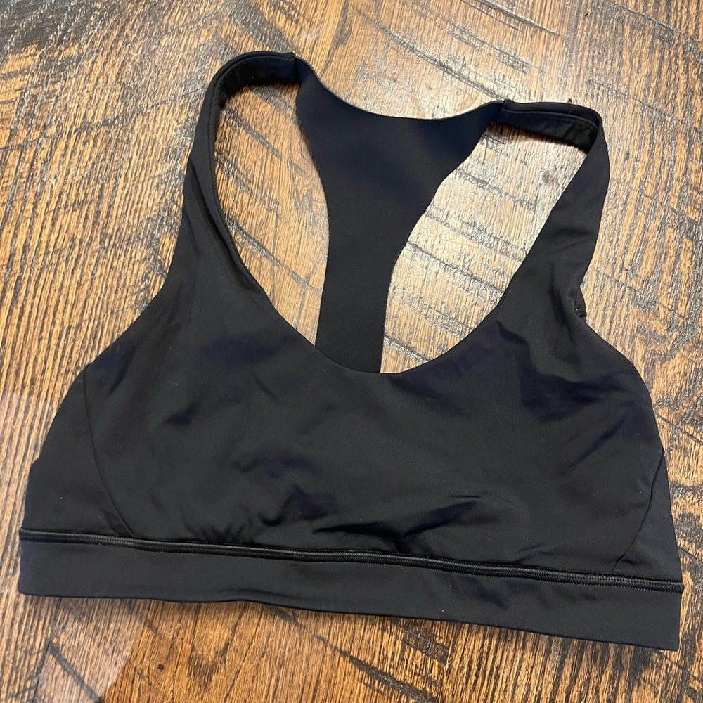 Lululemon size 10 bra